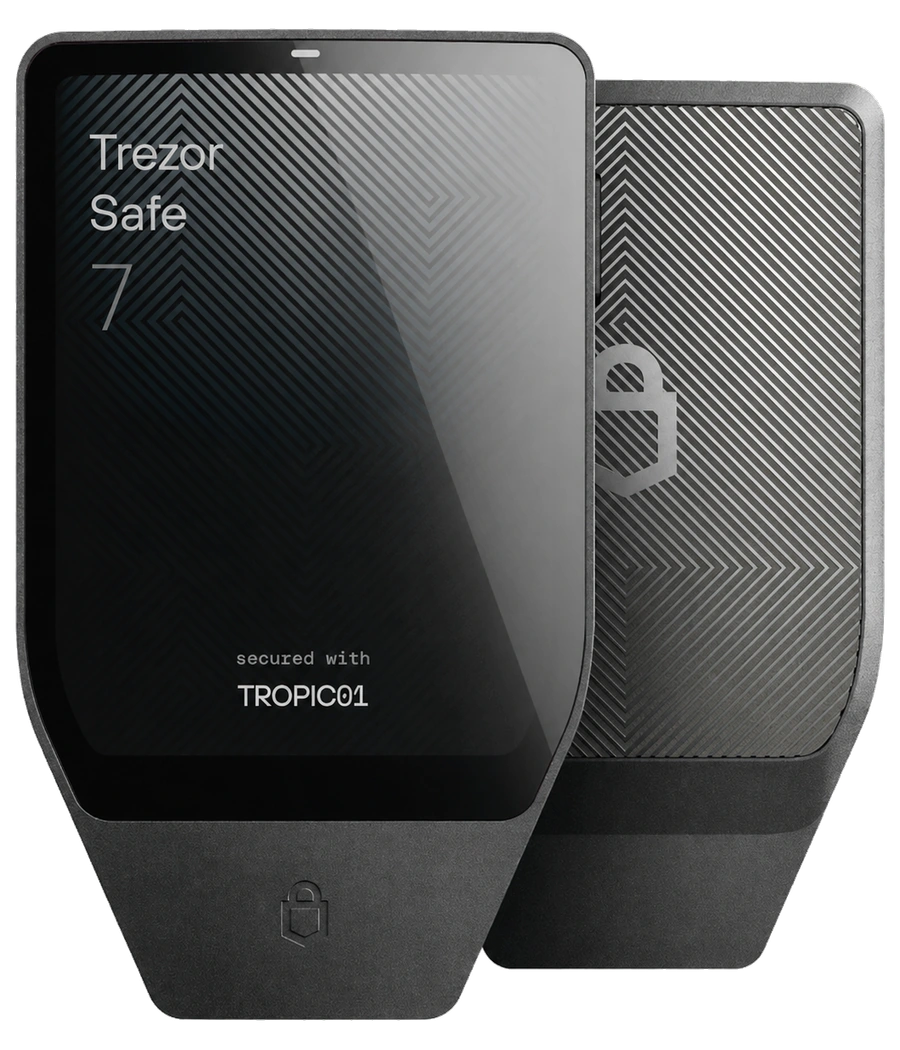 Trezor Safe 7 产品场景展示